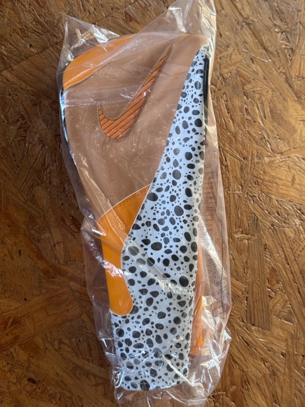 Nike Air Max SAFARI Orange & Tan Swoosh Golf Headcover with Spotted Accent